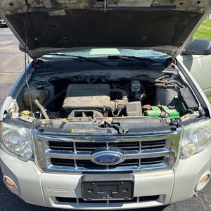 2009 FORD ESCAPE XLT photo 43