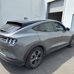 FORD MUSTANG MACH-E SELECT - 9