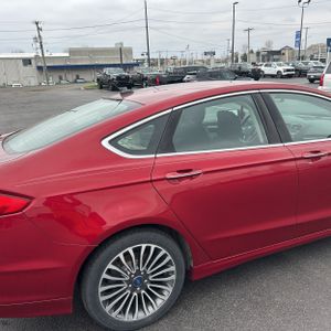 FORD FUSION HYBRID TITANIUM - 9