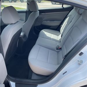 صورة مصغرة 34 لـ 2017 Hyundai ELANTRA SE