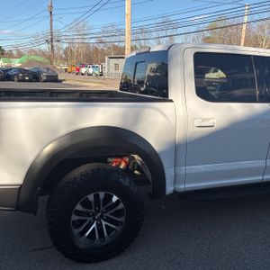 FORD F-150 RAPTOR - 9