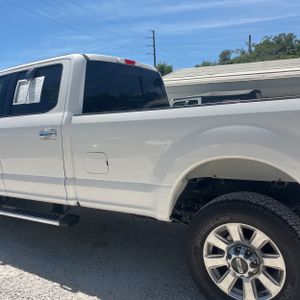 FORD F-350 SUPER DUTY LARIAT - 6