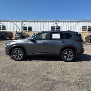 NISSAN ROGUE SV - 3