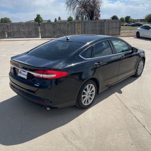 FORD FUSION SE - 8
