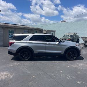 FORD EXPLORER ST - 10