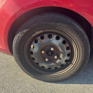صورة مصغرة 17 لـ 2011 FORD FIESTA SE