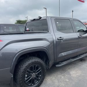 TOYOTA TUNDRA - 7