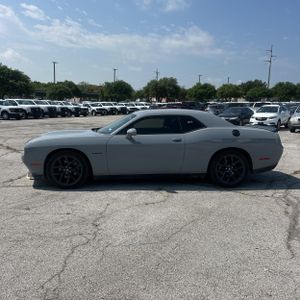 DODGE CHALLENGER R/T - 3