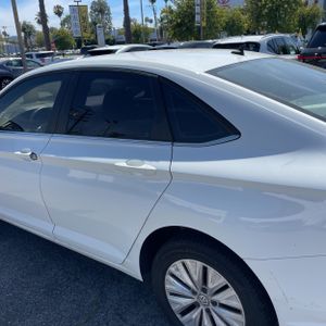 VOLKSWAGEN JETTA S - 6