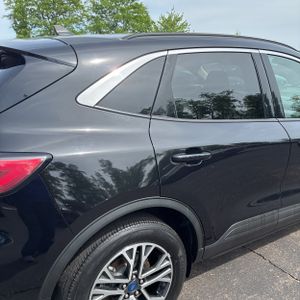 FORD ESCAPE SEL - 9