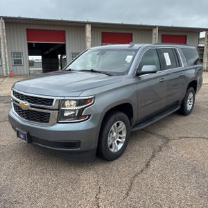 CHEVROLET SUBURBAN LT - 1