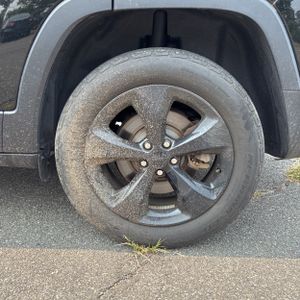 2018 JEEP CHEROKEE LATITUDE — миниатюра 18