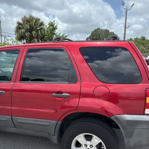 FORD ESCAPE XLT - 6