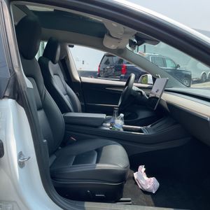2023 Tesla MODEL 3 BASE 缩略图 32