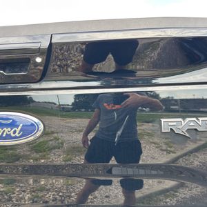 2017 FORD F-150 RAPTOR 照片 61
