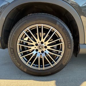 صورة مصغرة 19 لـ 2025 Mercedes-BENZ GLC