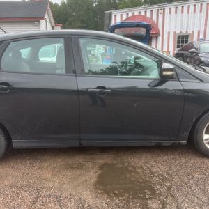 2014 FORD FOCUS SE 照片 9