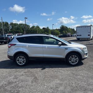 2017 FORD ESCAPE SE — фото 10