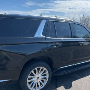 CADILLAC ESCALADE PREMIUM LUXURY - 9