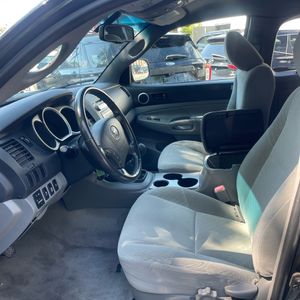 صورة 30 لـ 2010 Toyota TACOMA BASE