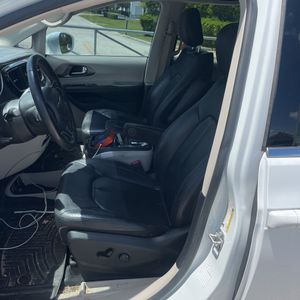 2020 Chrysler PACIFICA TOURING L — миниатюра 29