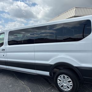 FORD TRANSIT-350 PASSENGER V. XLT - 6