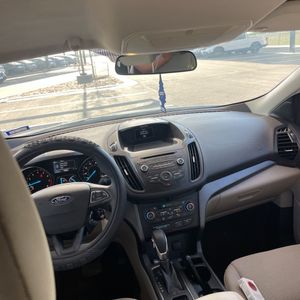 صورة مصغرة 36 لـ 2018 FORD ESCAPE SE