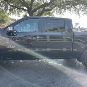 2021 Chevrolet SILVERADO 1500 LT — фото 4
