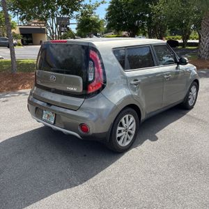 KIA SOUL + - 7