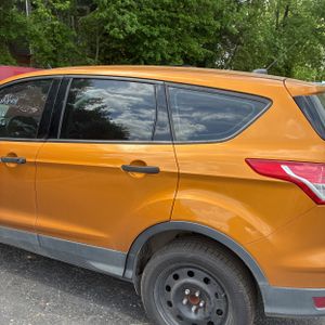 FORD ESCAPE S - 6