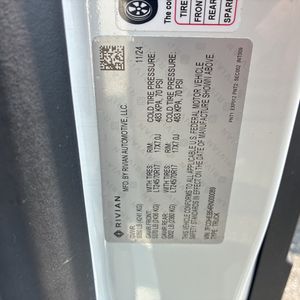 2024 Rivian DELIVERY ECV 500 CARGO VAN 缩略图 43