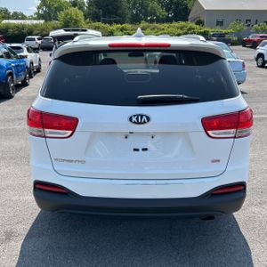 2018 KIA SORENTO LX — фото 7