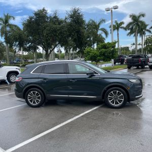 2021 Lincoln NAUTILUS STANDARD 照片 10
