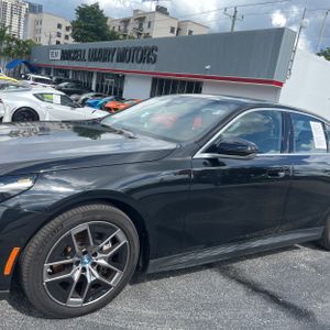 صورة 2 لـ 2024 BMW I5 EDRIVE40