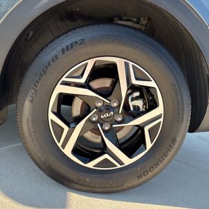 2024 KIA SPORTAGE LX thumbnail 18