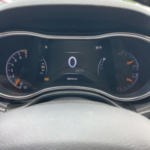2019 JEEP GRAND CHEROKEE ALTITUDE — фото 40