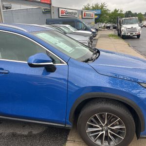 صورة مصغرة 13 لـ 2022 Lexus NX 350 BASE