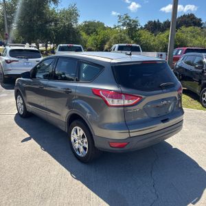 FORD ESCAPE S - 5