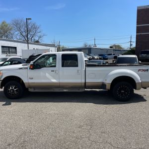 FORD F-350 SUPER DUTY KING RANCH - 3
