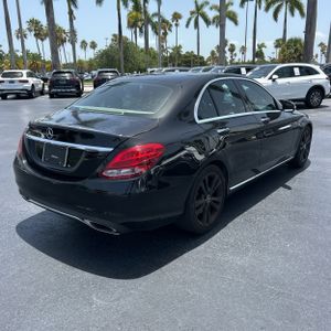 2015 Mercedes-BENZ C-CLASS photo 8