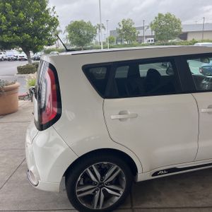 KIA SOUL + - 9