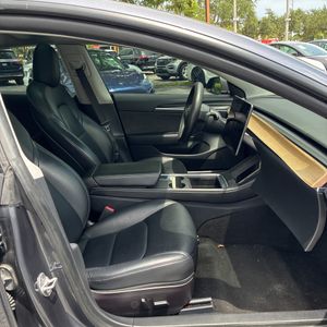 صورة مصغرة 32 لـ 2021 Tesla MODEL 3 STANDARD RANGE PLUS