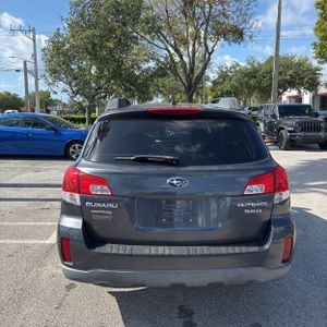 SUBARU OUTBACK 3.6R LIMITED - 7