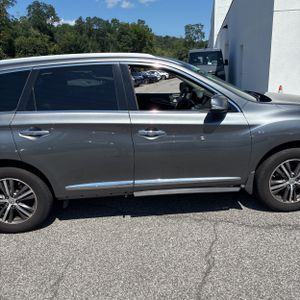 2019 Infiniti QX60 LUXE 照片 11