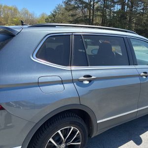 VOLKSWAGEN TIGUAN SE 4MOTION - 9