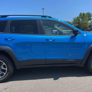 صورة مصغرة 11 لـ 2022 JEEP CHEROKEE TRAILHAWK