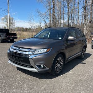 MITSUBISHI OUTLANDER SEL - 1