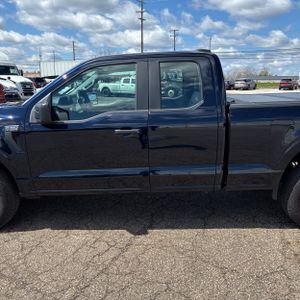 FORD F-150 XL - 4