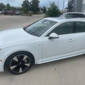 AUDI A4 2.0T PREMIUM - 2