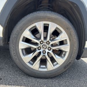2021 Toyota RAV4 LIMITED 缩略图 20